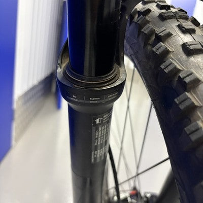 Intense Tracer 275C Carbon Full Suspension MTB Medium SRAM GX RockShox 27.5