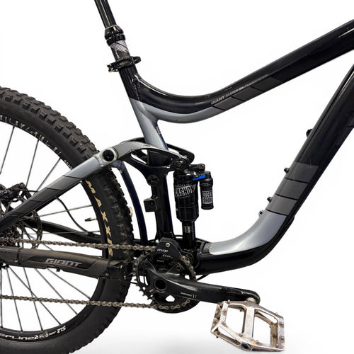 Giant Reign 27.5 Full Suspension Enduro MTB Medium SRAM Apex RockShox Pike XT
