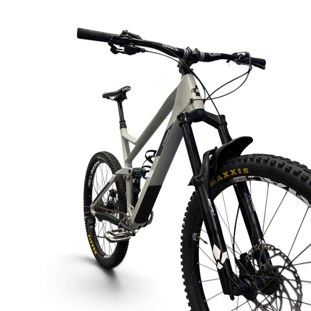 Cube Stereo 140 HPC Carbon Mountain Bike XL Shimano XT SLX Formula 160mm 27.5