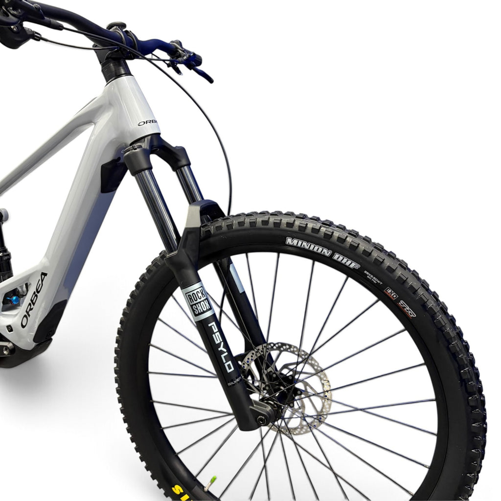 Orbea Wild ST H30 2026 *46 Miles* MTB Large Bosch CX 600 Shimano 29er