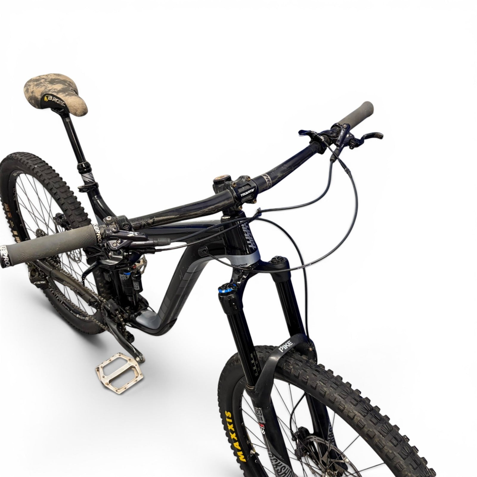 Giant Reign 27.5 Full Suspension Enduro MTB Medium SRAM Apex RockShox Pike XT