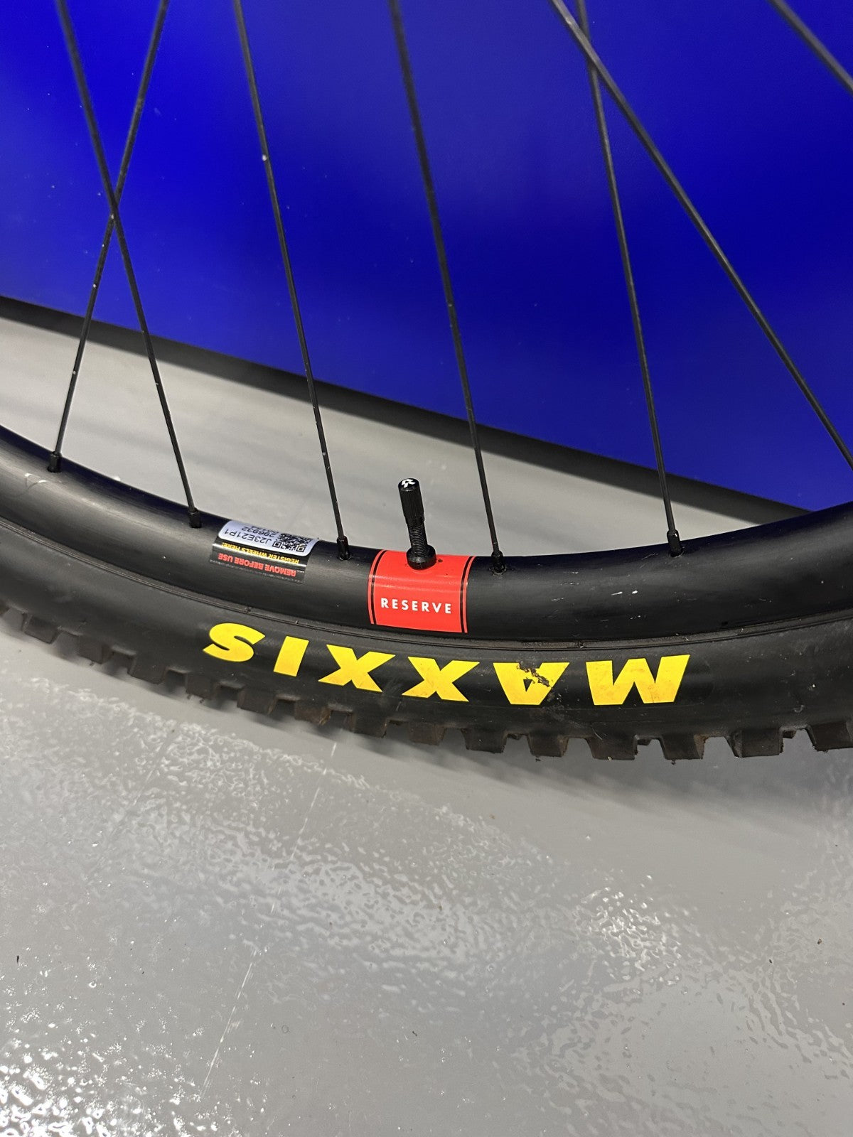 Santa Cruz Reserve 30|HD AL Wheelset DT Swiss Hubs