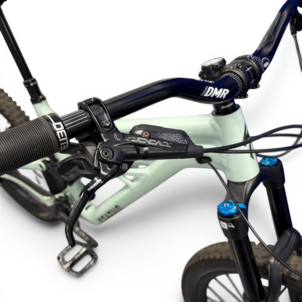 Specialized Status 160 2023 Full Suspension MTB S4 Large SRAM NX Fox 36 Mullet