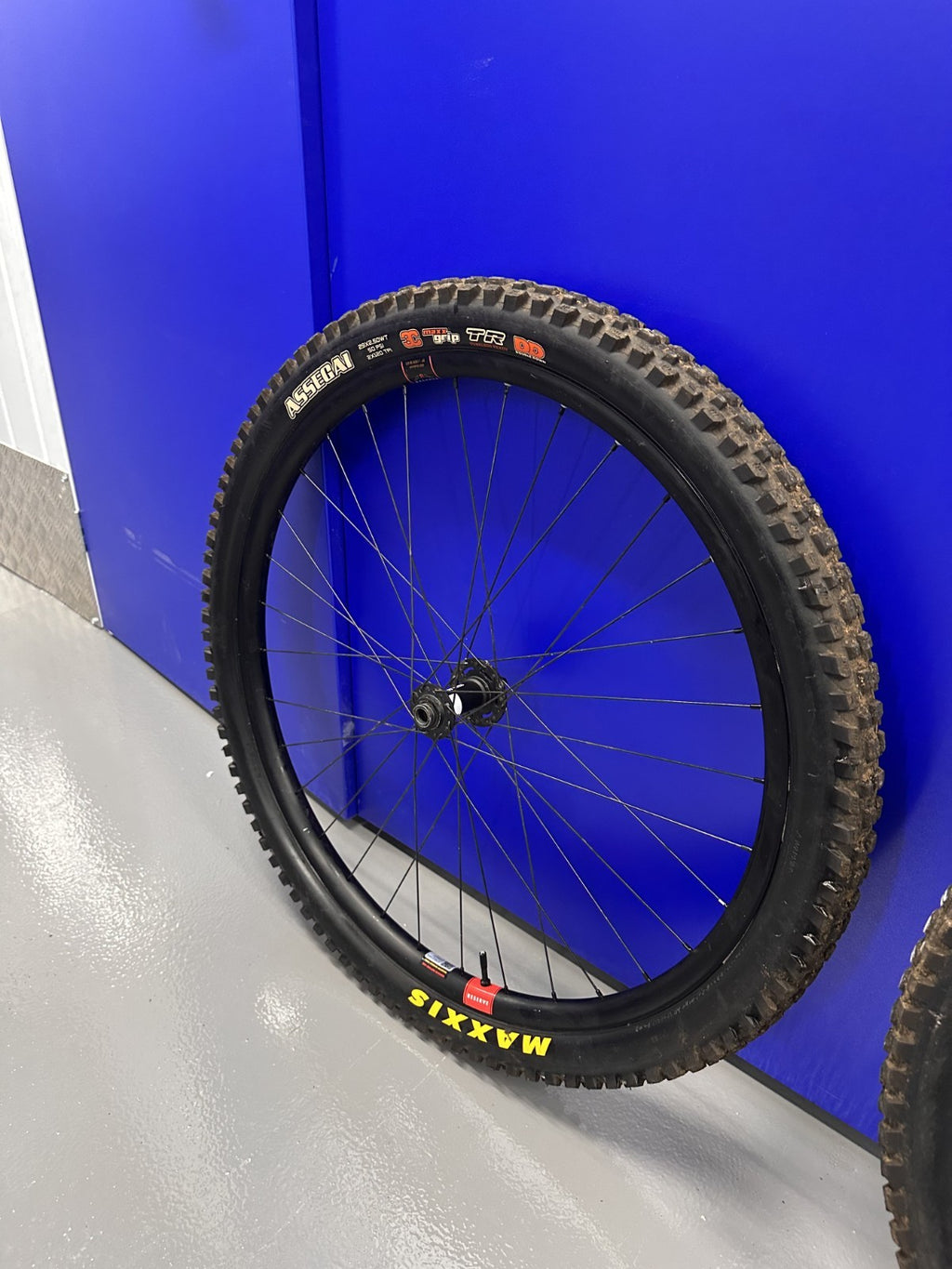 Santa Cruz Reserve 30|HD AL Wheelset DT Swiss Hubs