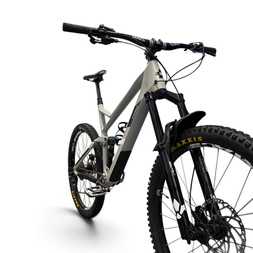 Cube Stereo 140 HPC Carbon Mountain Bike XL Shimano XT SLX Formula 160mm 27.5