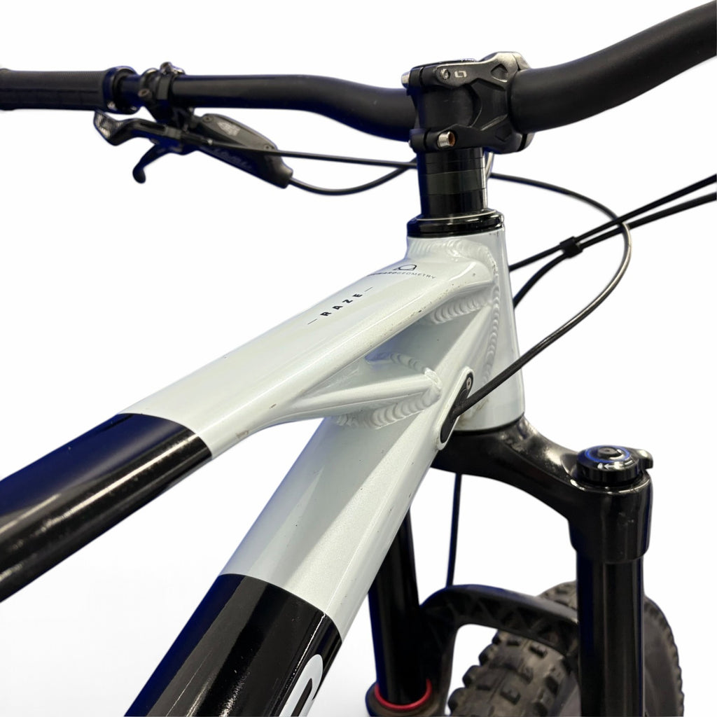 Mondraker Raze 2025 Full Suspension MTB Medium SRAM SX Eagle RockShox 29er Trail