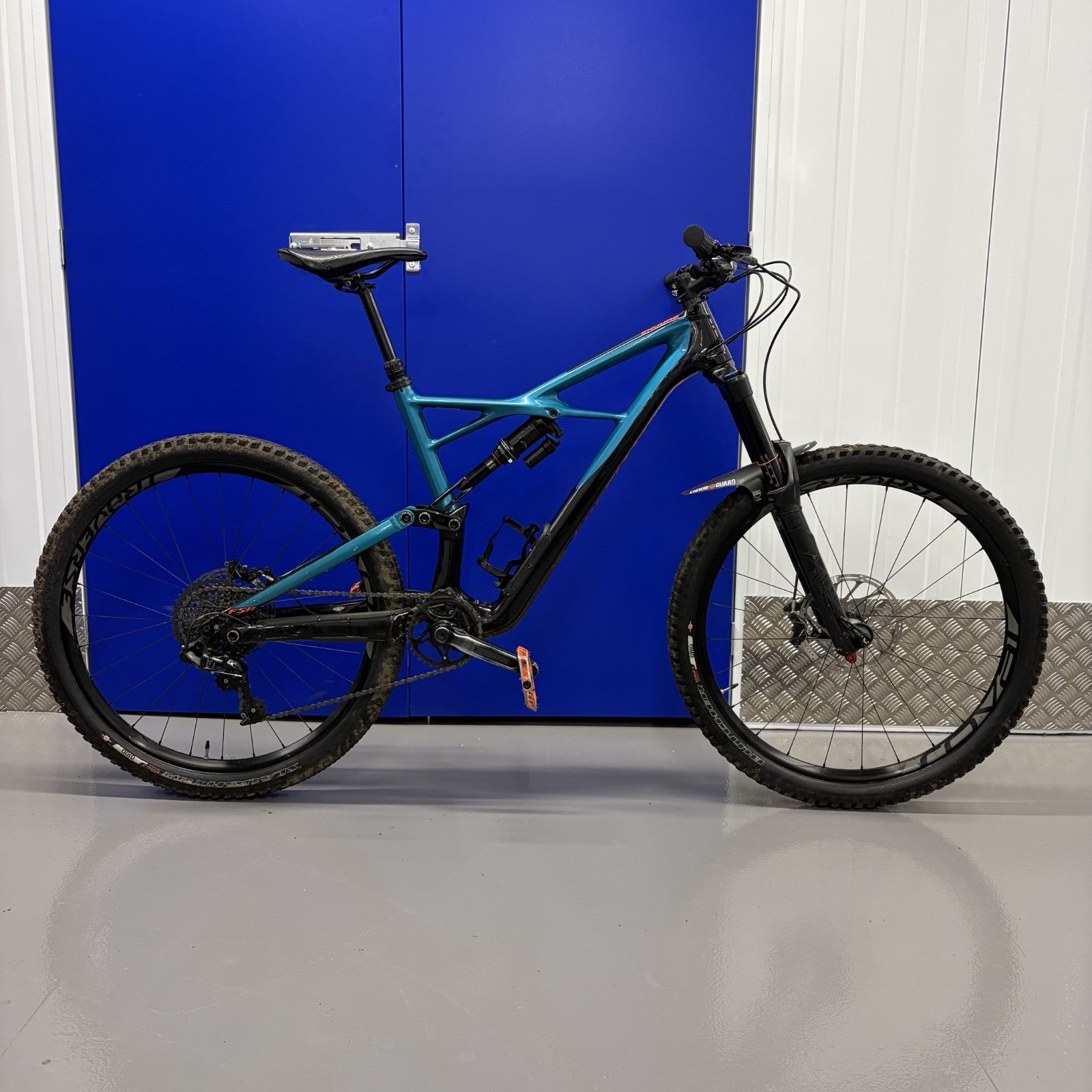 Specalized Full Suspension Enduro Elite Carbon 650b Medium Frame Mountain Bike